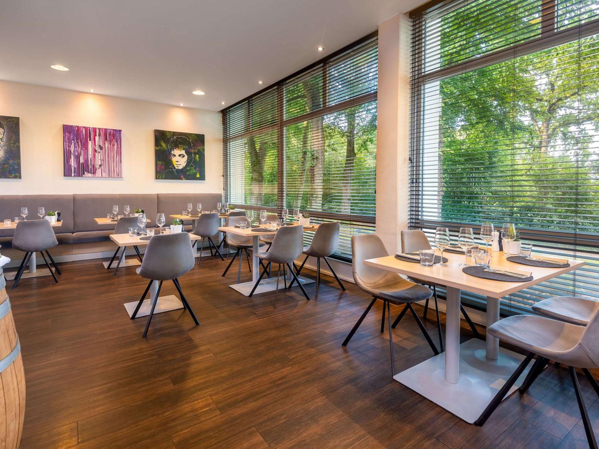 Mercure Hotel Bielefeld Johannisberg Bagian luar foto